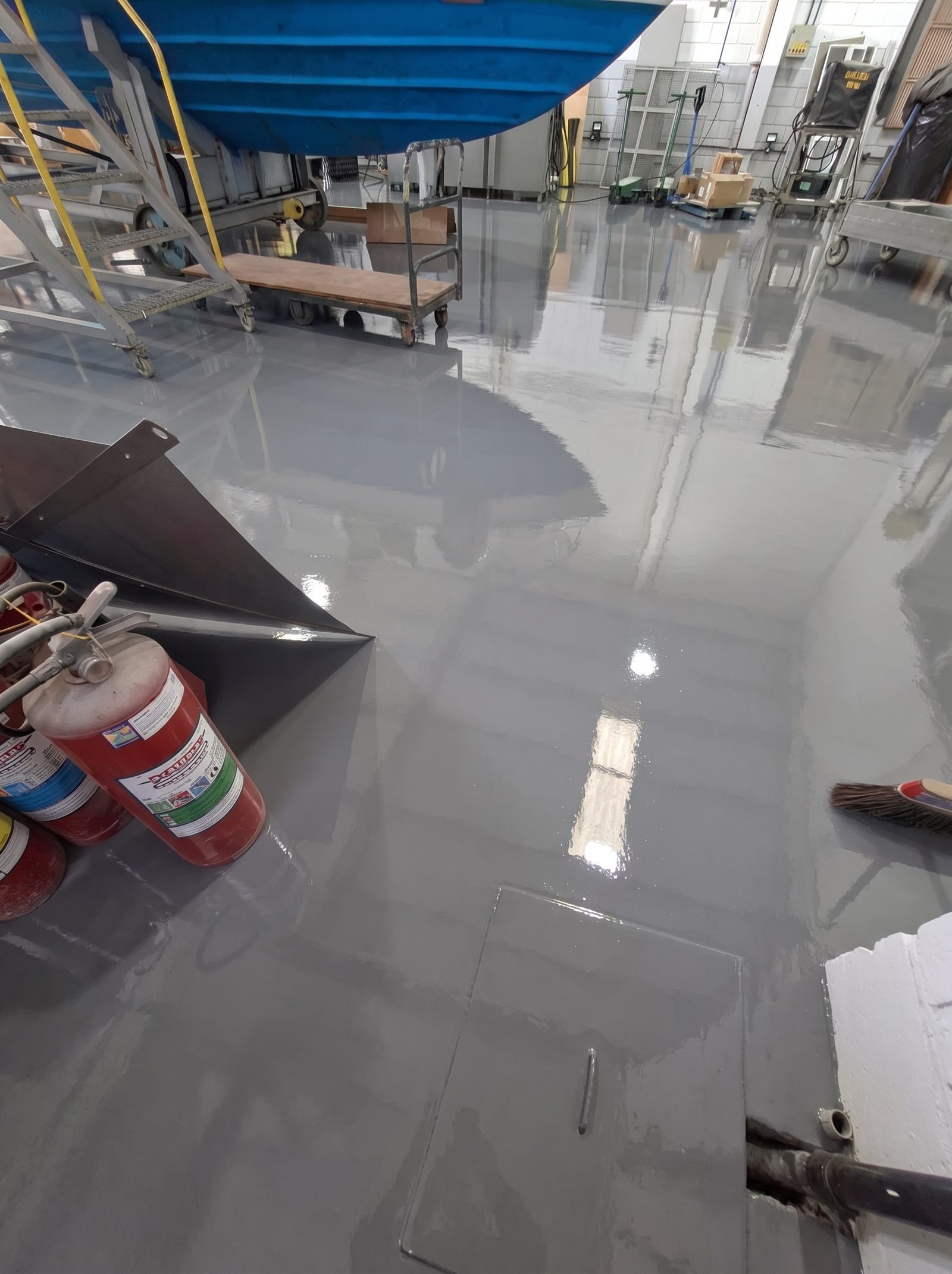 Simulação do piso de resina, Zona técnica: superfície fácil de limpar, sem porosidade